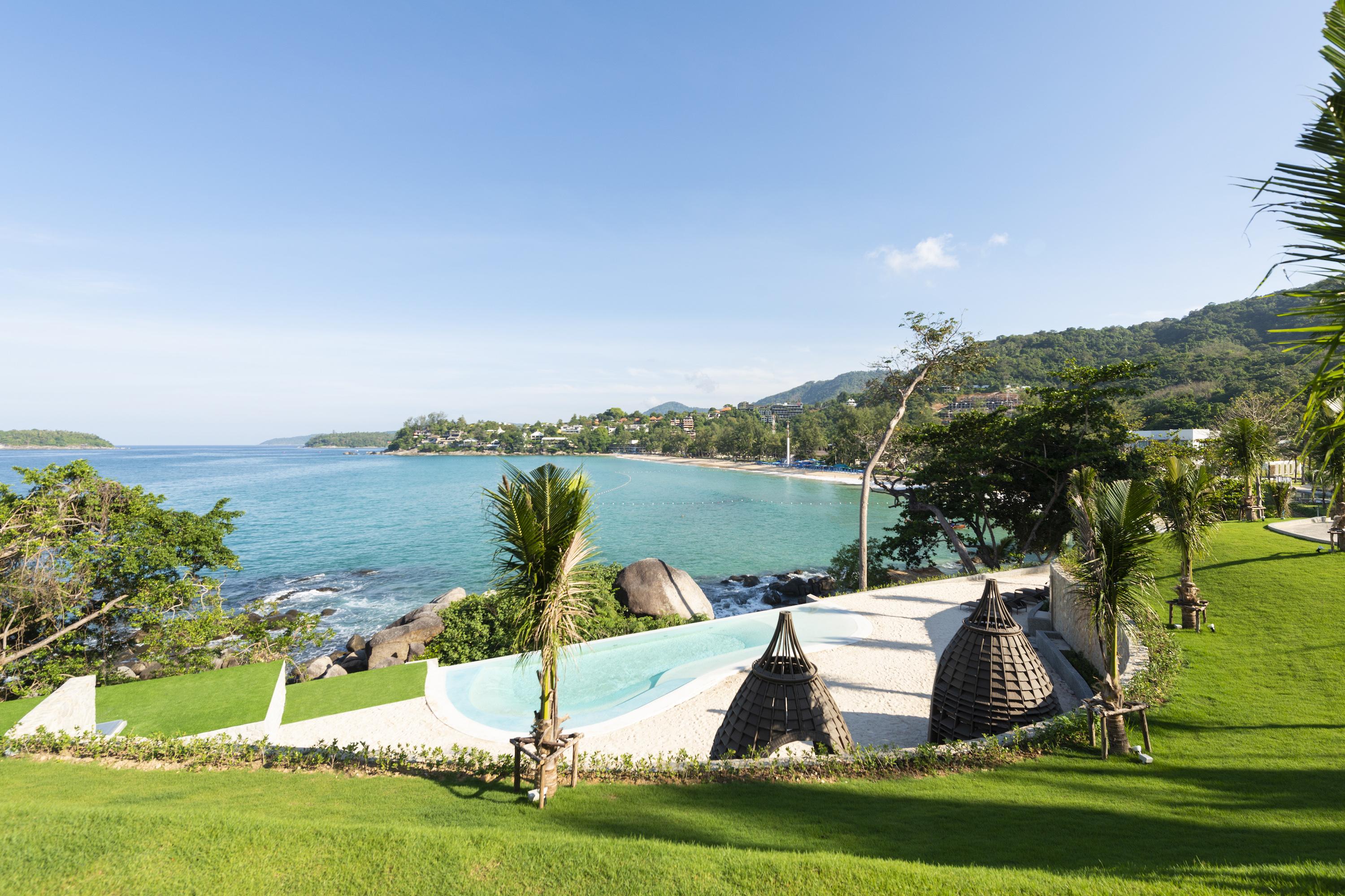 The Shore At Katathani - Adult Only - Sha Extra Plus Esterno foto View of the Andaman Sea from the resort